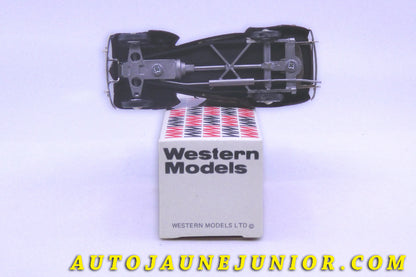 Le #2434 - Western Model - Packard - Darrin Super 8 Victoria "1940" est en vente sur Auto Jaune Junior ! Tekno, Politoys, Mebetoys, Mercury, Joal, Diapet, Märklin, TootsieToys.Vous avez le même jouet ? Profitez de notre expertise pour vous accompagner dans la vente de vos modèles ou votre collection ! Nous achetons tous lots de miniatures ! Contactez nous ! contact@autojaunejunior.com. 