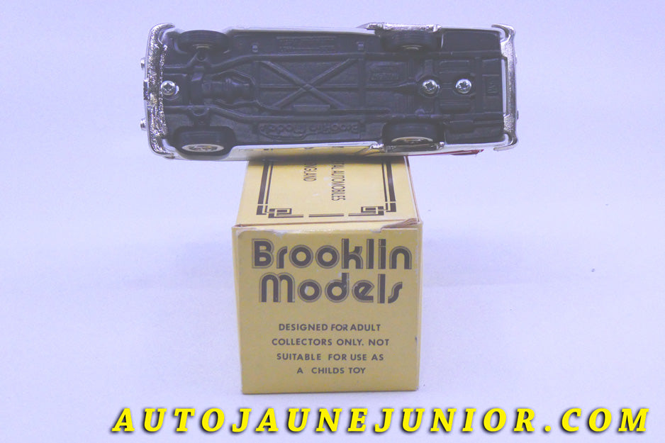 Le #2442 - Brooklin - Oldsmobile - Fiesta Top Up  "1953" est en vente sur Auto Jaune Junior ! Tekno, Politoys, Mebetoys, Mercury, Joal, Diapet, Märklin, TootsieToys.Vous avez le même jouet ? Profitez de notre expertise pour vous accompagner dans la vente de vos modèles ou votre collection ! Nous achetons tous lots de miniatures ! Contactez nous ! contact@autojaunejunior.com. 