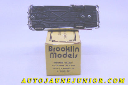Le #2442 - Brooklin - Oldsmobile - Fiesta Top Up  "1953" est en vente sur Auto Jaune Junior ! Tekno, Politoys, Mebetoys, Mercury, Joal, Diapet, Märklin, TootsieToys.Vous avez le même jouet ? Profitez de notre expertise pour vous accompagner dans la vente de vos modèles ou votre collection ! Nous achetons tous lots de miniatures ! Contactez nous ! contact@autojaunejunior.com. 