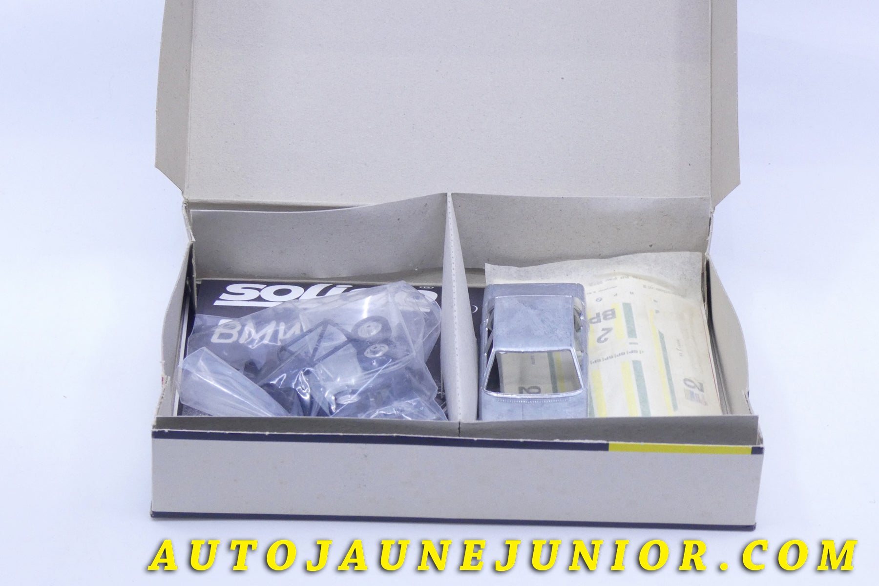 Le #2600 - Solido - BMW - 530 Rallye est en vente sur Auto Jaune Junior ! Tekno, Politoys, Mebetoys, Mercury, Joal, Diapet, Märklin, TootsieToys.Vous avez le même jouet ? Profitez de notre expertise pour vous accompagner dans la vente de vos modèles ou votre collection ! Nous achetons tous lots de miniatures ! Contactez nous ! contact@autojaunejunior.com. 