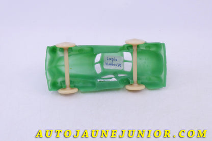 Le Lapin Studebaker coupé 1939 est en vente sur Auto Jaune Junior ! Découvrez nos collections de diecast Tekno, Politoys, Mebetoys, Mercury, Joal, Diapet, Märklin, TootsieToys.AutoJaune Junior ; Vous avez le même jouet ? Profitez de notre expertise pour vous accompagner dans la vente de vos modèles ou votre collection ! Nous achetons tous lots de miniatures ! Contactez nous !