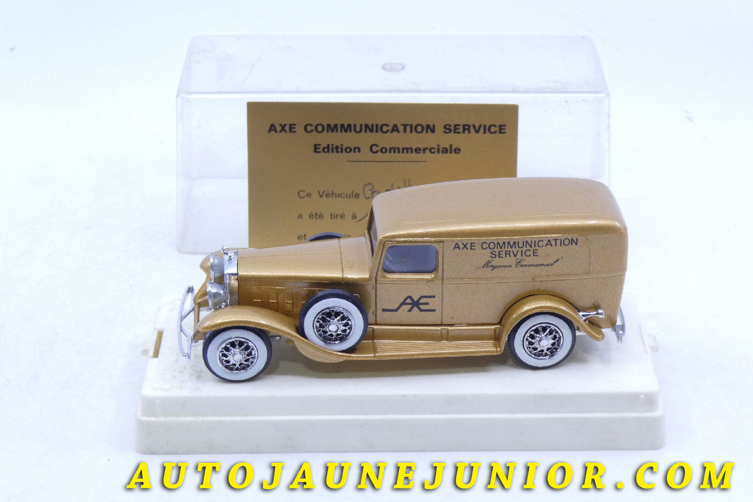 Le #2822 - Solido - Duesenberg - Cabriolet J -édition limitée pour le club Solido. Série limitée et numérotées. est en vente sur Auto Jaune Junior ! Tekno, Politoys, Mebetoys, Mercury, Joal, Diapet, Märklin, TootsieToys.Vous avez le même jouet ? Profitez de notre expertise pour vous accompagner dans la vente de vos modèles ou votre collection ! Nous achetons tous lots de miniatures ! Contactez nous ! contact@autojaunejunior.com. 