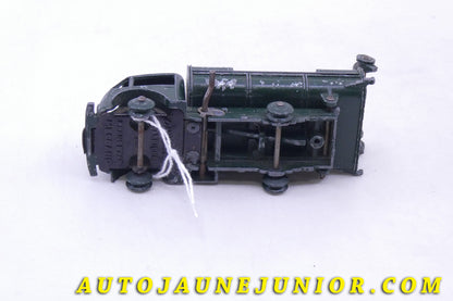 Le Dinky Toys Ford Benne à ordure type 1 est en vente sur Auto Jaune Junior ! Découvrez nos collections de diecast Tekno, Politoys, Mebetoys, Mercury, Joal, Diapet, Märklin, TootsieToys.AutoJaune Junior ; Vous avez le même jouet ? Profitez de notre expertise pour vous accompagner dans la vente de vos modèles ou votre collection ! Nous achetons tous lots de miniatures ! Contactez nous !
