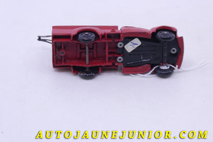 Le Dinky Toys Studebaker Dépannage Type 1 est en vente sur Auto Jaune Junior ! Découvrez nos collections de diecast Tekno, Politoys, Mebetoys, Mercury, Joal, Diapet, Märklin, TootsieToys.AutoJaune Junior ; Vous avez le même jouet ? Profitez de notre expertise pour vous accompagner dans la vente de vos modèles ou votre collection ! Nous achetons tous lots de miniatures ! Contactez nous !