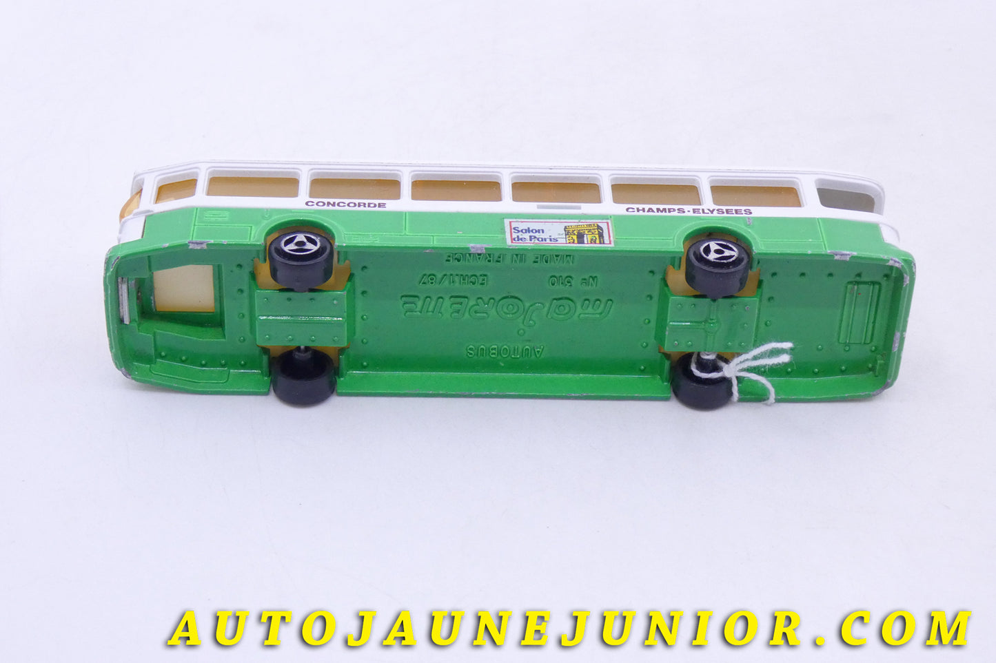 Le Majorette Saviem Autobus Parisien est en vente sur Auto Jaune Junior ! Découvrez nos collections de diecast Tekno, Politoys, Mebetoys, Mercury, Joal, Diapet, Märklin, TootsieToys.Vous avez le même jouet ? Profitez de notre expertise pour vous accompagner dans la vente de vos modèles ou votre collection ! Nous achetons tous lots de miniatures ! Contactez nous !