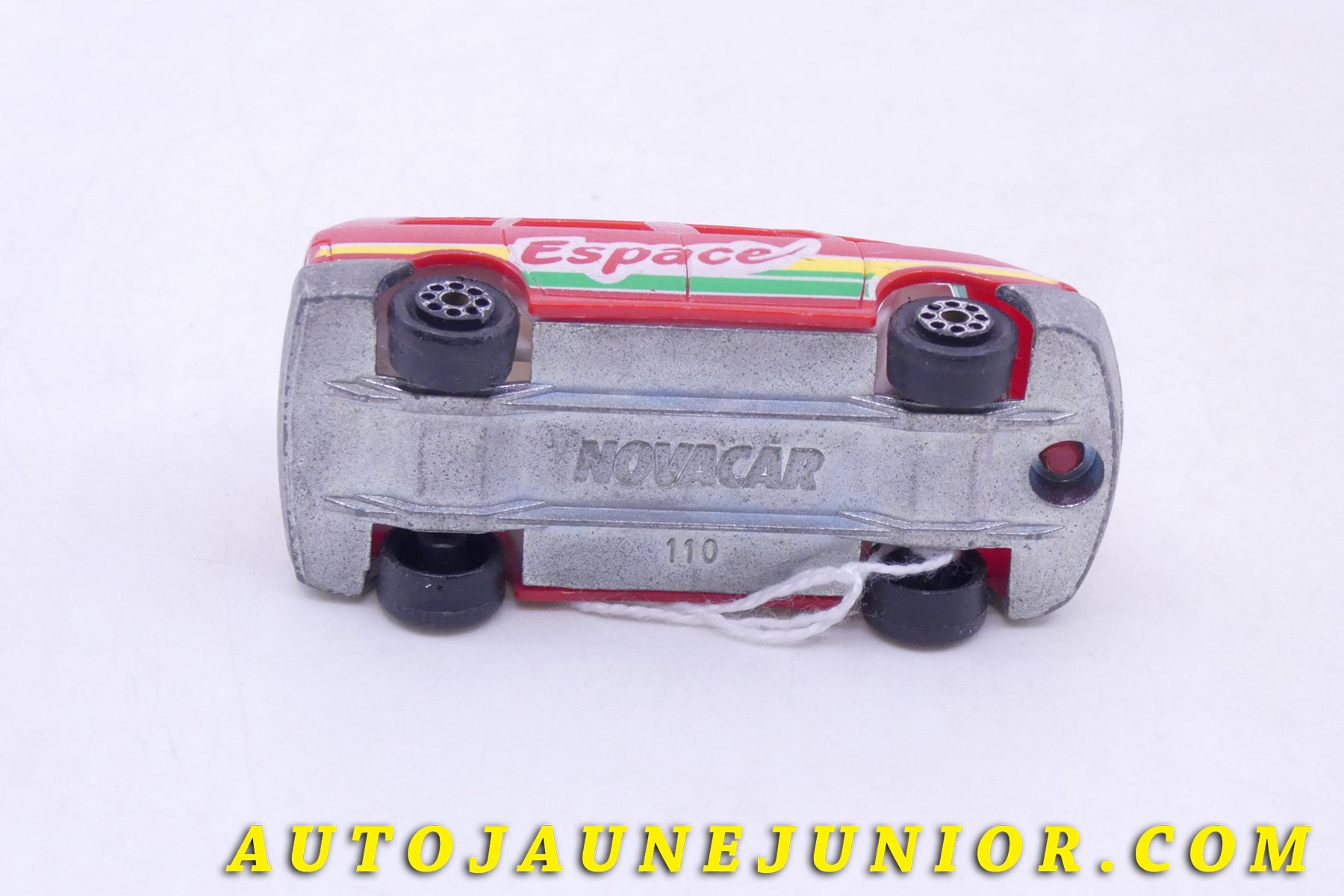 Le Bachmann COFFRET Espace est en vente sur Auto Jaune Junior ! Découvrez nos collections de diecast Tekno, Politoys, Mebetoys, Mercury, Joal, Diapet, Märklin, TootsieToys.AutoJaune Junior ; Vous avez le même jouet ? Profitez de notre expertise pour vous accompagner dans la vente de vos modèles ou votre collection ! Nous achetons tous lots de miniatures ! Contactez nous !