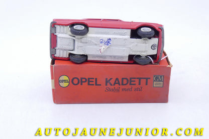 Le Tekno Opel Kadett est en vente sur Auto Jaune Junior ! Découvrez nos collections de diecast Tekno, Politoys, Mebetoys, Mercury, Joal, Diapet, Märklin, TootsieToys.AutoJaune Junior ; Vous avez le même jouet ? Profitez de notre expertise pour vous accompagner dans la vente de vos modèles ou votre collection ! Nous achetons tous lots de miniatures ! Contactez nous !