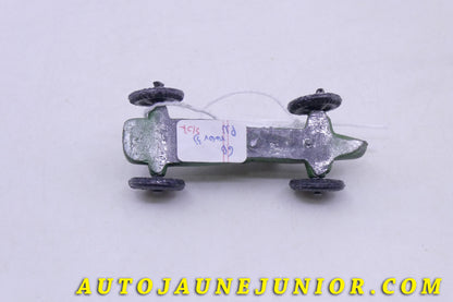 Le GB MG Ulster (Copie de la Dinky GB 35B) est en vente sur Auto Jaune Junior ! Découvrez nos collections de diecast Tekno, Politoys, Mebetoys, Mercury, Joal, Diapet, Märklin, TootsieToys.AutoJaune Junior ; Vous avez le même jouet ? Profitez de notre expertise pour vous accompagner dans la vente de vos modèles ou votre collection ! Nous achetons tous lots de miniatures ! Contactez nous !