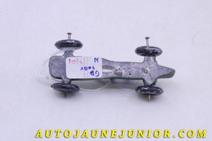 Le GB MG Ulster (Copie de la Dinky GB 35B) est en vente sur Auto Jaune Junior ! Découvrez nos collections de diecast Tekno, Politoys, Mebetoys, Mercury, Joal, Diapet, Märklin, TootsieToys.AutoJaune Junior ; Vous avez le même jouet ? Profitez de notre expertise pour vous accompagner dans la vente de vos modèles ou votre collection ! Nous achetons tous lots de miniatures ! Contactez nous !