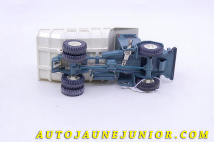 Le Siku Krupp MK15 c5 benne de chantier est en vente sur Auto Jaune Junior ! Découvrez nos collections de diecast Tekno, Politoys, Mebetoys, Mercury, Joal, Diapet, Märklin, TootsieToys.AutoJaune Junior ; Vous avez le même jouet ? Profitez de notre expertise pour vous accompagner dans la vente de vos modèles ou votre collection ! Nous achetons tous lots de miniatures ! Contactez nous !