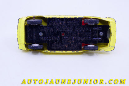 Le #3413 - Dinky Toys - Alfa Roméo  - 1900 Coupé est en vente sur Auto Jaune Junior ! Tekno, Politoys, Mebetoys, Mercury, Joal, Diapet, Märklin, TootsieToys.Vous avez le même jouet ? Profitez de notre expertise pour vous accompagner dans la vente de vos modèles ou votre collection ! Nous achetons tous lots de miniatures ! Contactez nous ! contact@autojaunejunior.com. 