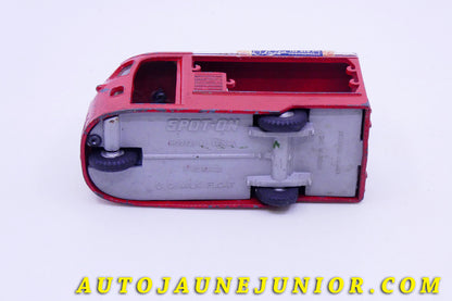 Le #3422 - Spot-On - Walker -  Camionnette électrique "United Dairies" est en vente sur Auto Jaune Junior ! Tekno, Politoys, Mebetoys, Mercury, Joal, Diapet, Märklin, TootsieToys.Vous avez le même jouet ? Profitez de notre expertise pour vous accompagner dans la vente de vos modèles ou votre collection ! Nous achetons tous lots de miniatures ! Contactez nous ! contact@autojaunejunior.com. 