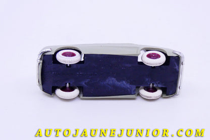 Le #3435 - Minialuxe - Renault - Dauphine "Cheque Tintins" est en vente sur Auto Jaune Junior ! Tekno, Politoys, Mebetoys, Mercury, Joal, Diapet, Märklin, TootsieToys.Vous avez le même jouet ? Profitez de notre expertise pour vous accompagner dans la vente de vos modèles ou votre collection ! Nous achetons tous lots de miniatures ! Contactez nous ! contact@autojaunejunior.com. 
