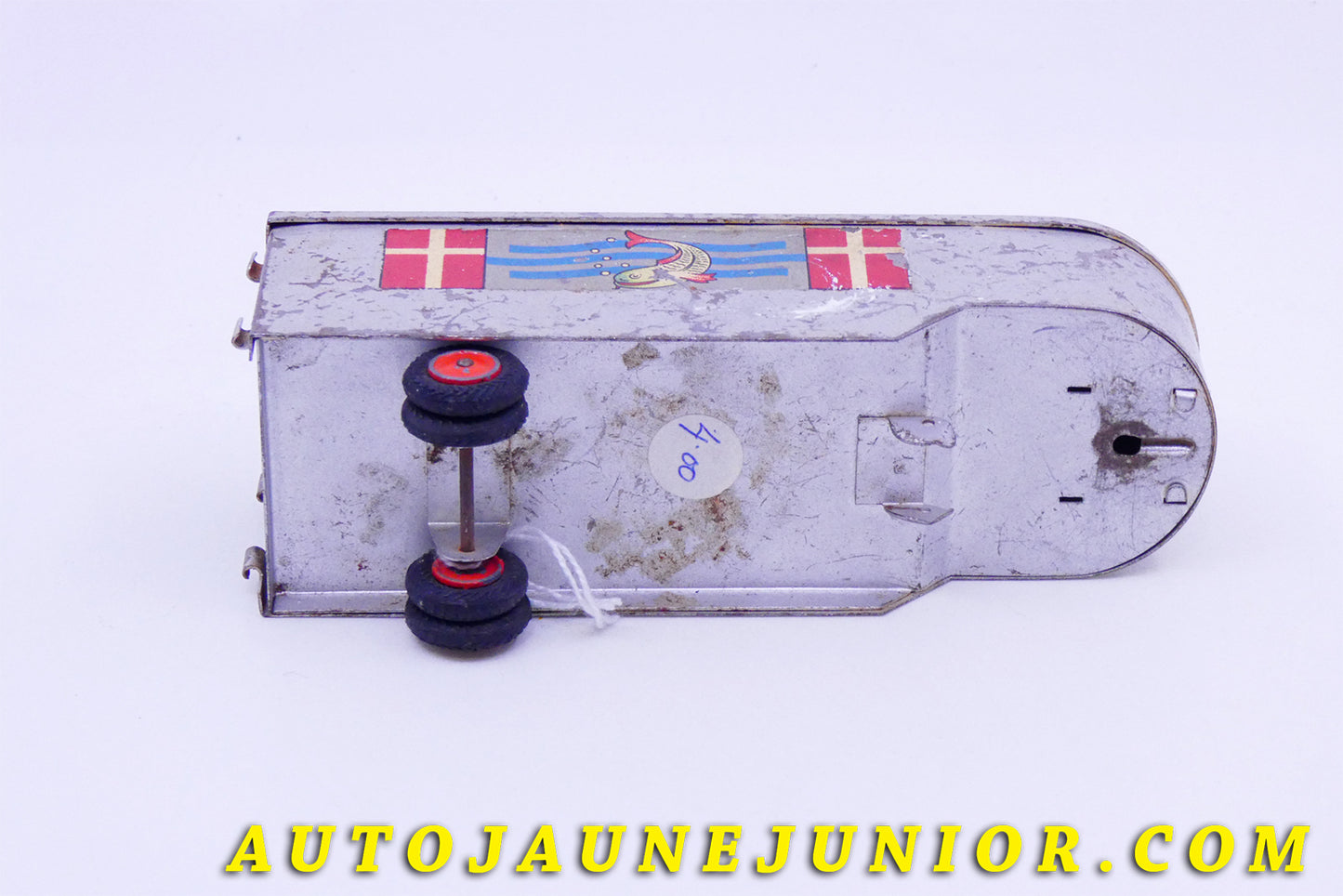 Le #3437 - Tekno - Semi - Remorque - Fourgon frigorifique un essieu. est en vente sur Auto Jaune Junior ! Tekno, Politoys, Mebetoys, Mercury, Joal, Diapet, Märklin, TootsieToys.Vous avez le même jouet ? Profitez de notre expertise pour vous accompagner dans la vente de vos modèles ou votre collection ! Nous achetons tous lots de miniatures ! Contactez nous ! contact@autojaunejunior.com. 