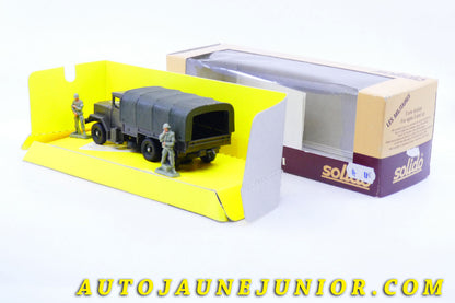 Le #3510 - Solido - GMC - 6x6 ridelles bâché militaire est en vente sur Auto Jaune Junior ! Tekno, Politoys, Mebetoys, Mercury, Joal, Diapet, Märklin, TootsieToys.Vous avez le même jouet ? Profitez de notre expertise pour vous accompagner dans la vente de vos modèles ou votre collection ! Nous achetons tous lots de miniatures ! Contactez nous ! contact@autojaunejunior.com. 