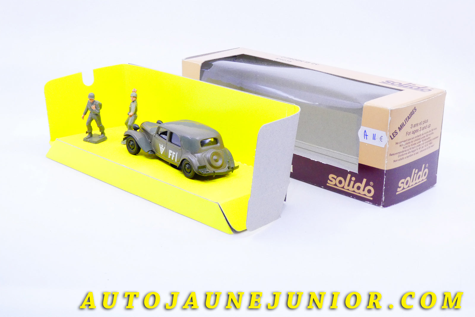 Le #3513 - Solido - Citroën - 15cv traction avant FFI est en vente sur Auto Jaune Junior ! Tekno, Politoys, Mebetoys, Mercury, Joal, Diapet, Märklin, TootsieToys.Vous avez le même jouet ? Profitez de notre expertise pour vous accompagner dans la vente de vos modèles ou votre collection ! Nous achetons tous lots de miniatures ! Contactez nous ! contact@autojaunejunior.com. 