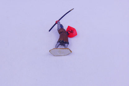 Le #3635 - Starlux - Figurine - Chevalier armé d’un sabre courbe et d’un petit bouclier héraldique. est en vente sur Auto Jaune Junior ! Tekno, Politoys, Mebetoys, Mercury, Joal, Diapet, Märklin, TootsieToys.Vous avez le même jouet ? Profitez de notre expertise pour vous accompagner dans la vente de vos modèles ou votre collection ! Nous achetons tous lots de miniatures ! Contactez nous ! contact@autojaunejunior.com. 