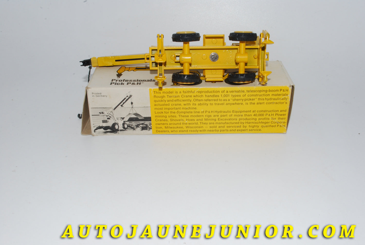 Le #3745 - Gescha - W.Germany - Roug Terrain Crane - Gue de chantier tout terrain "P&H"  est en vente sur Auto Jaune Junior ! Tekno, Politoys, Mebetoys, Mercury, Joal, Diapet, Märklin, TootsieToys.Vous avez le même jouet ? Profitez de notre expertise pour vous accompagner dans la vente de vos modèles ou votre collection ! Nous achetons tous lots de miniatures ! Contactez nous ! contact@autojaunejunior.com. 