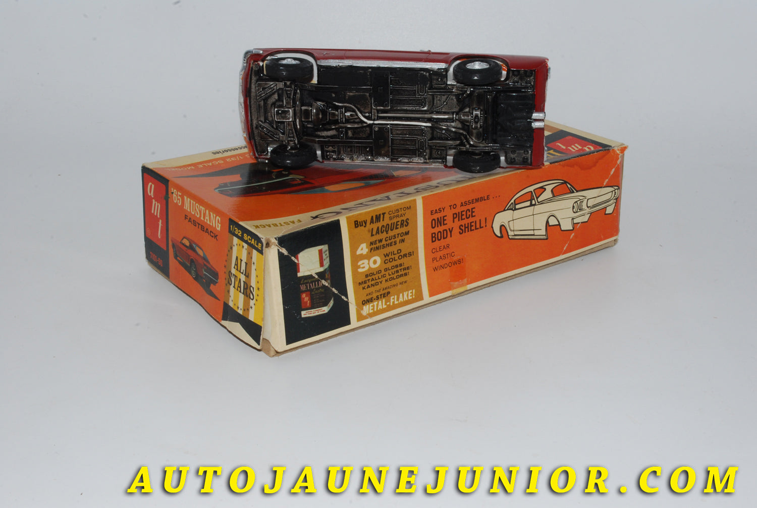 Le #3758 - AMT - Ford - Mustang Fastback "65" est en vente sur Auto Jaune Junior ! Tekno, Politoys, Mebetoys, Mercury, Joal, Diapet, Märklin, TootsieToys.Vous avez le même jouet ? Profitez de notre expertise pour vous accompagner dans la vente de vos modèles ou votre collection ! Nous achetons tous lots de miniatures ! Contactez nous ! contact@autojaunejunior.com. 