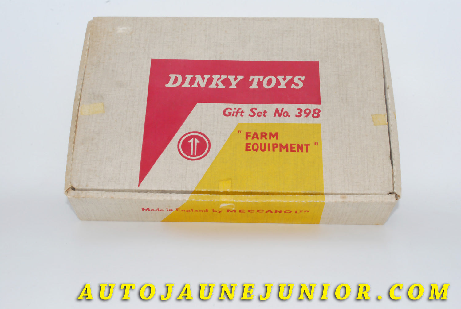 Le #3769 - Dinky Toys - Coffret - Rare Gift Set #398 "Farm Equipment" est en vente sur Auto Jaune Junior ! Tekno, Politoys, Mebetoys, Mercury, Joal, Diapet, Märklin, TootsieToys.Vous avez le même jouet ? Profitez de notre expertise pour vous accompagner dans la vente de vos modèles ou votre collection ! Nous achetons tous lots de miniatures ! Contactez nous ! contact@autojaunejunior.com. 