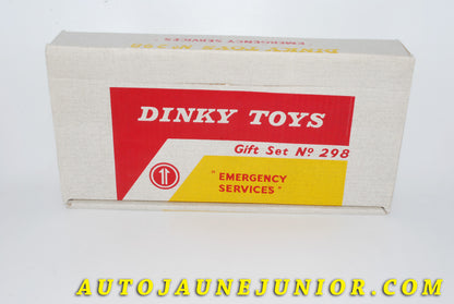 Le #3770 - Dinky Toys - Coffret - Rare Gift Set "Emergency Services" est en vente sur Auto Jaune Junior ! Tekno, Politoys, Mebetoys, Mercury, Joal, Diapet, Märklin, TootsieToys.Vous avez le même jouet ? Profitez de notre expertise pour vous accompagner dans la vente de vos modèles ou votre collection ! Nous achetons tous lots de miniatures ! Contactez nous ! contact@autojaunejunior.com. 
