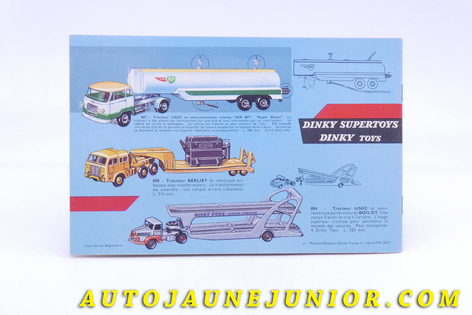 Le #3825 - Dinky Toys - Catalogue - 1964  (Collection R.Goirand) est en vente sur Auto Jaune Junior ! Tekno, Politoys, Mebetoys, Mercury, Joal, Diapet, Märklin, TootsieToys.Vous avez le même jouet ? Profitez de notre expertise pour vous accompagner dans la vente de vos modèles ou votre collection ! Nous achetons tous lots de miniatures ! Contactez nous ! contact@autojaunejunior.com. 