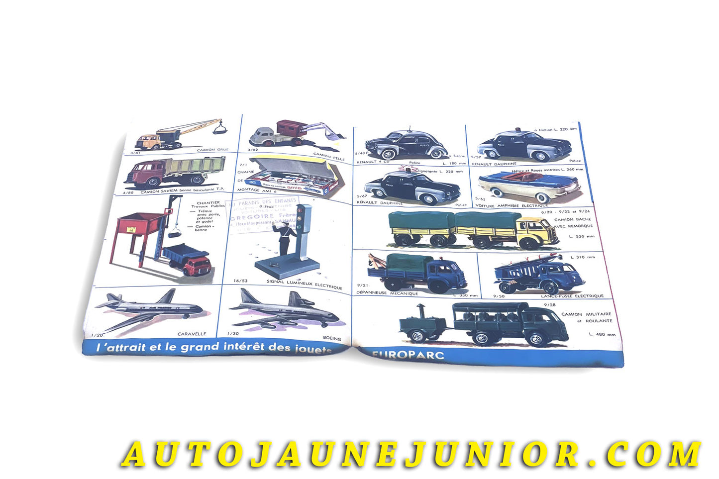 Le #3865 - C-I-J - Catalogue - Edition 1968 - Dépliant en triptique recto verso et en couleur !   est en vente sur Auto Jaune Junior ! Tekno, Politoys, Mebetoys, Mercury, Joal, Diapet, Märklin, TootsieToys.Vous avez le même jouet ? Profitez de notre expertise pour vous accompagner dans la vente de vos modèles ou votre collection ! Nous achetons tous lots de miniatures ! Contactez nous ! contact@autojaunejunior.com. 