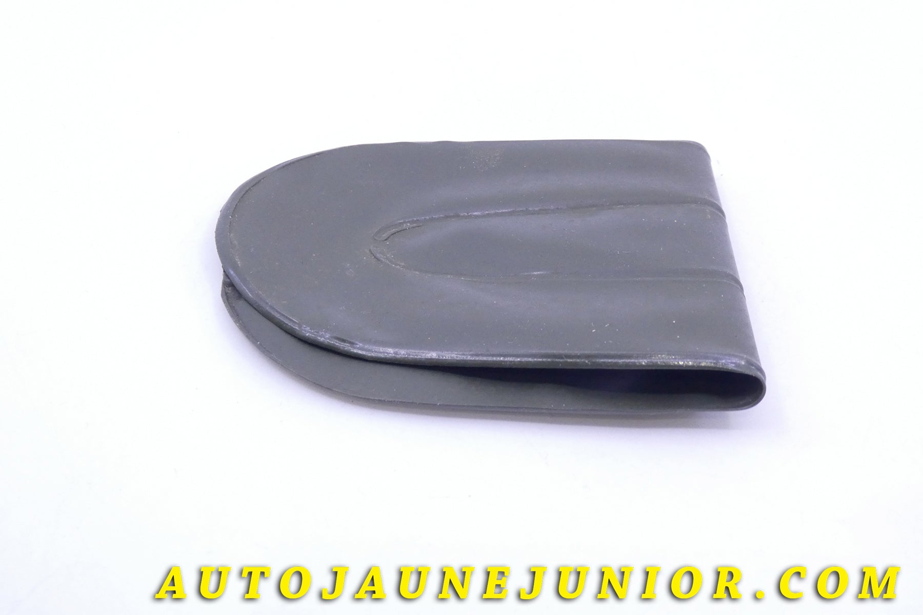 Le #3907 - Dinky Toys - Ford - Bache "Calberson" (Dernier type) est en vente sur Auto Jaune Junior ! Tekno, Politoys, Mebetoys, Mercury, Joal, Diapet, Märklin, TootsieToys.Vous avez le même jouet ? Profitez de notre expertise pour vous accompagner dans la vente de vos modèles ou votre collection ! Nous achetons tous lots de miniatures ! Contactez nous ! contact@autojaunejunior.com. 