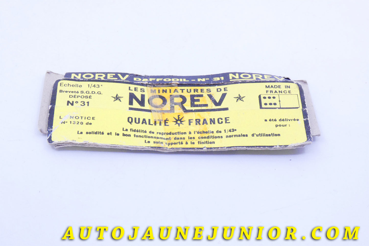 Le #3977 - Norev - DAF - Daffofil est en vente sur Auto Jaune Junior ! Tekno, Politoys, Mebetoys, Mercury, Joal, Diapet, Märklin, TootsieToys.Vous avez le même jouet ? Profitez de notre expertise pour vous accompagner dans la vente de vos modèles ou votre collection ! Nous achetons tous lots de miniatures ! Contactez nous ! contact@autojaunejunior.com. 