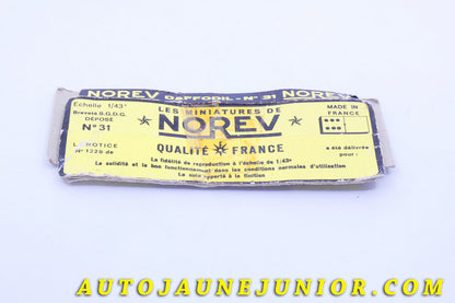 Le #3977 - Norev - DAF - Daffofil est en vente sur Auto Jaune Junior ! Tekno, Politoys, Mebetoys, Mercury, Joal, Diapet, Märklin, TootsieToys.Vous avez le même jouet ? Profitez de notre expertise pour vous accompagner dans la vente de vos modèles ou votre collection ! Nous achetons tous lots de miniatures ! Contactez nous ! contact@autojaunejunior.com. 