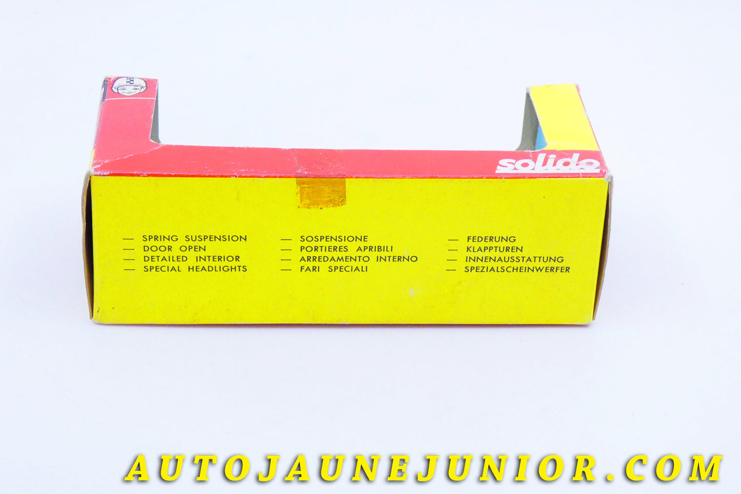 Le #3992 - Solido - Opel - Boite Vide  GT 1900 est en vente sur Auto Jaune Junior ! Tekno, Politoys, Mebetoys, Mercury, Joal, Diapet, Märklin, TootsieToys.Vous avez le même jouet ? Profitez de notre expertise pour vous accompagner dans la vente de vos modèles ou votre collection ! Nous achetons tous lots de miniatures ! Contactez nous ! contact@autojaunejunior.com. 