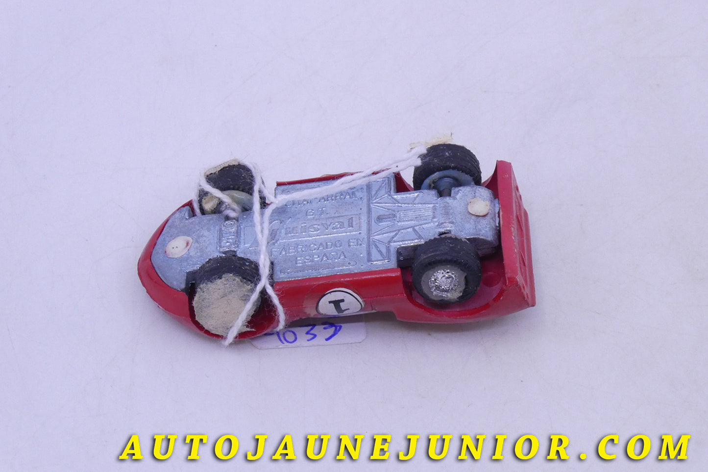 Le Guisval Chapparal 2C Barquette est en vente sur Auto Jaune Junior ! Découvrez nos collections de diecast Tekno, Politoys, Mebetoys, Mercury, Joal, Diapet, Märklin, TootsieToys.AutoJaune Junior ; Vous avez le même jouet ? Profitez de notre expertise pour vous accompagner dans la vente de vos modèles ou votre collection ! Nous achetons tous lots de miniatures ! Contactez nous !