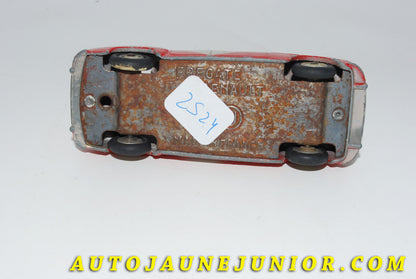 Le #4107 - C-I-J - Renault - Frégrate (Découpe en V) est en vente sur Auto Jaune Junior ! Tekno, Politoys, Mebetoys, Mercury, Joal, Diapet, Märklin, TootsieToys.Vous avez le même jouet ? Profitez de notre expertise pour vous accompagner dans la vente de vos modèles ou votre collection ! Nous achetons tous lots de miniatures ! Contactez nous ! contact@autojaunejunior.com. 