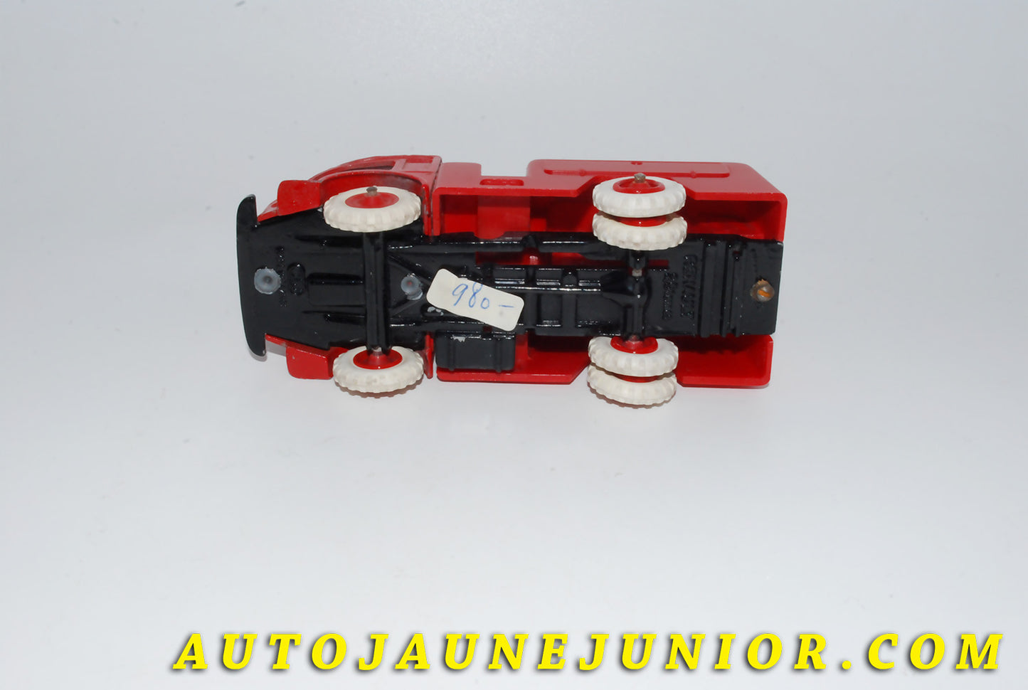 Le #4124 - C-I-J - Renault - 2,5t premier secours pompier est en vente sur Auto Jaune Junior ! Tekno, Politoys, Mebetoys, Mercury, Joal, Diapet, Märklin, TootsieToys.Vous avez le même jouet ? Profitez de notre expertise pour vous accompagner dans la vente de vos modèles ou votre collection ! Nous achetons tous lots de miniatures ! Contactez nous ! contact@autojaunejunior.com. 