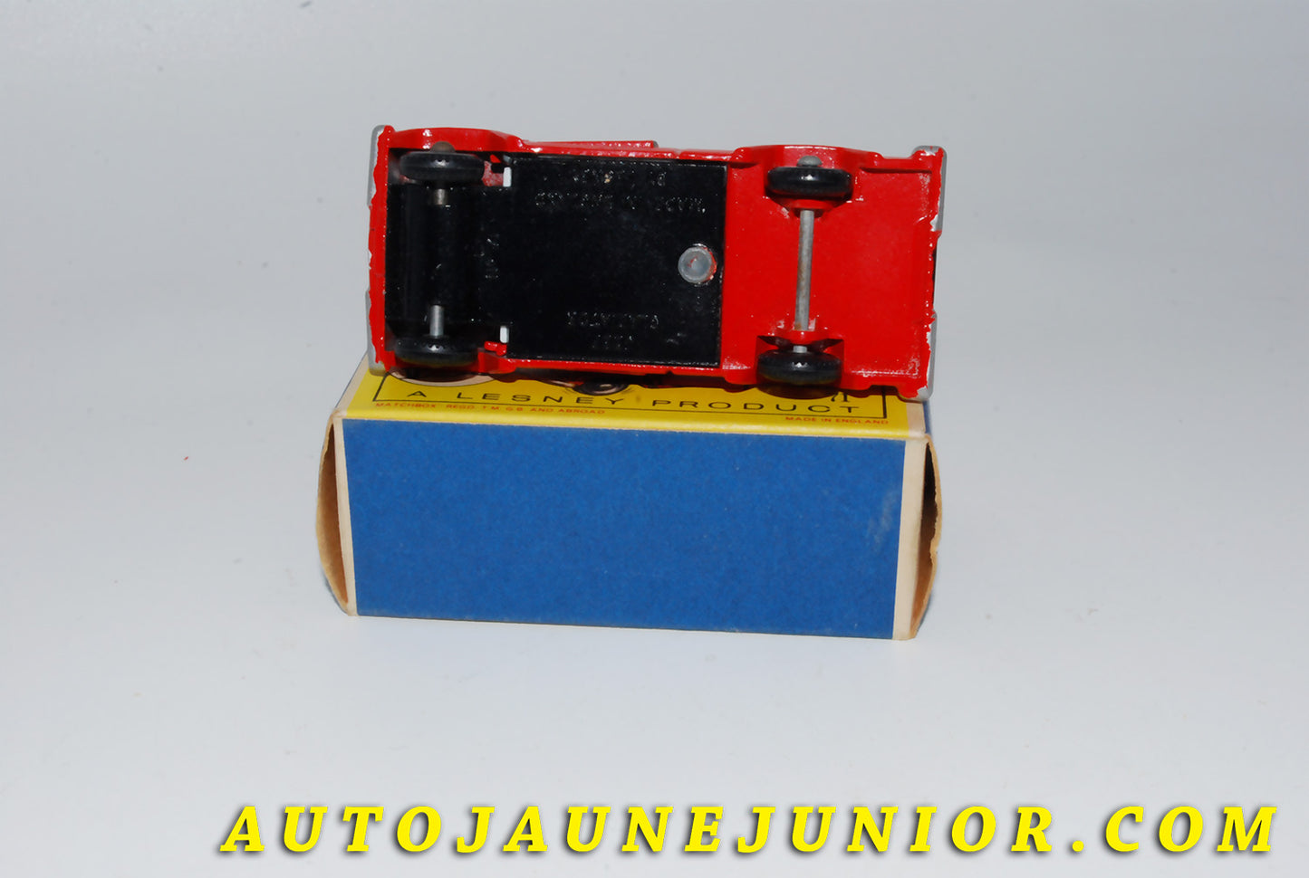 Le #4144 - Matchbox - Jeep - Gladiator pick up est en vente sur Auto Jaune Junior ! Tekno, Politoys, Mebetoys, Mercury, Joal, Diapet, Märklin, TootsieToys.Vous avez le même jouet ? Profitez de notre expertise pour vous accompagner dans la vente de vos modèles ou votre collection ! Nous achetons tous lots de miniatures ! Contactez nous ! contact@autojaunejunior.com. 