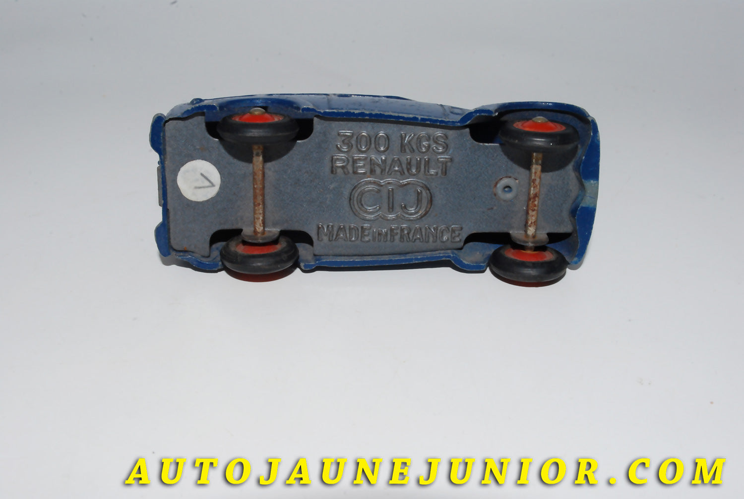 Le #4158 - C-I-J - Renault - 300kgs gendarmerie, Jantes de 1er Type est en vente sur Auto Jaune Junior ! Tekno, Politoys, Mebetoys, Mercury, Joal, Diapet, Märklin, TootsieToys.Vous avez le même jouet ? Profitez de notre expertise pour vous accompagner dans la vente de vos modèles ou votre collection ! Nous achetons tous lots de miniatures ! Contactez nous ! contact@autojaunejunior.com. 