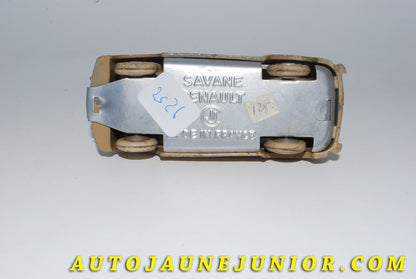 Le #4161 - C-I-J - Renault - Savane est en vente sur Auto Jaune Junior ! Tekno, Politoys, Mebetoys, Mercury, Joal, Diapet, Märklin, TootsieToys.Vous avez le même jouet ? Profitez de notre expertise pour vous accompagner dans la vente de vos modèles ou votre collection ! Nous achetons tous lots de miniatures ! Contactez nous ! contact@autojaunejunior.com. 