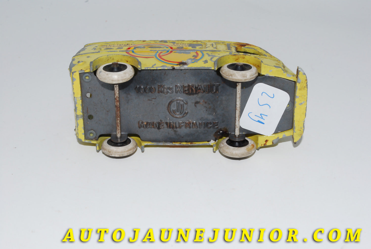 Le #4174 - C-I-J - Renault - 1000kgs teinturerie est en vente sur Auto Jaune Junior ! Tekno, Politoys, Mebetoys, Mercury, Joal, Diapet, Märklin, TootsieToys.Vous avez le même jouet ? Profitez de notre expertise pour vous accompagner dans la vente de vos modèles ou votre collection ! Nous achetons tous lots de miniatures ! Contactez nous ! contact@autojaunejunior.com. 