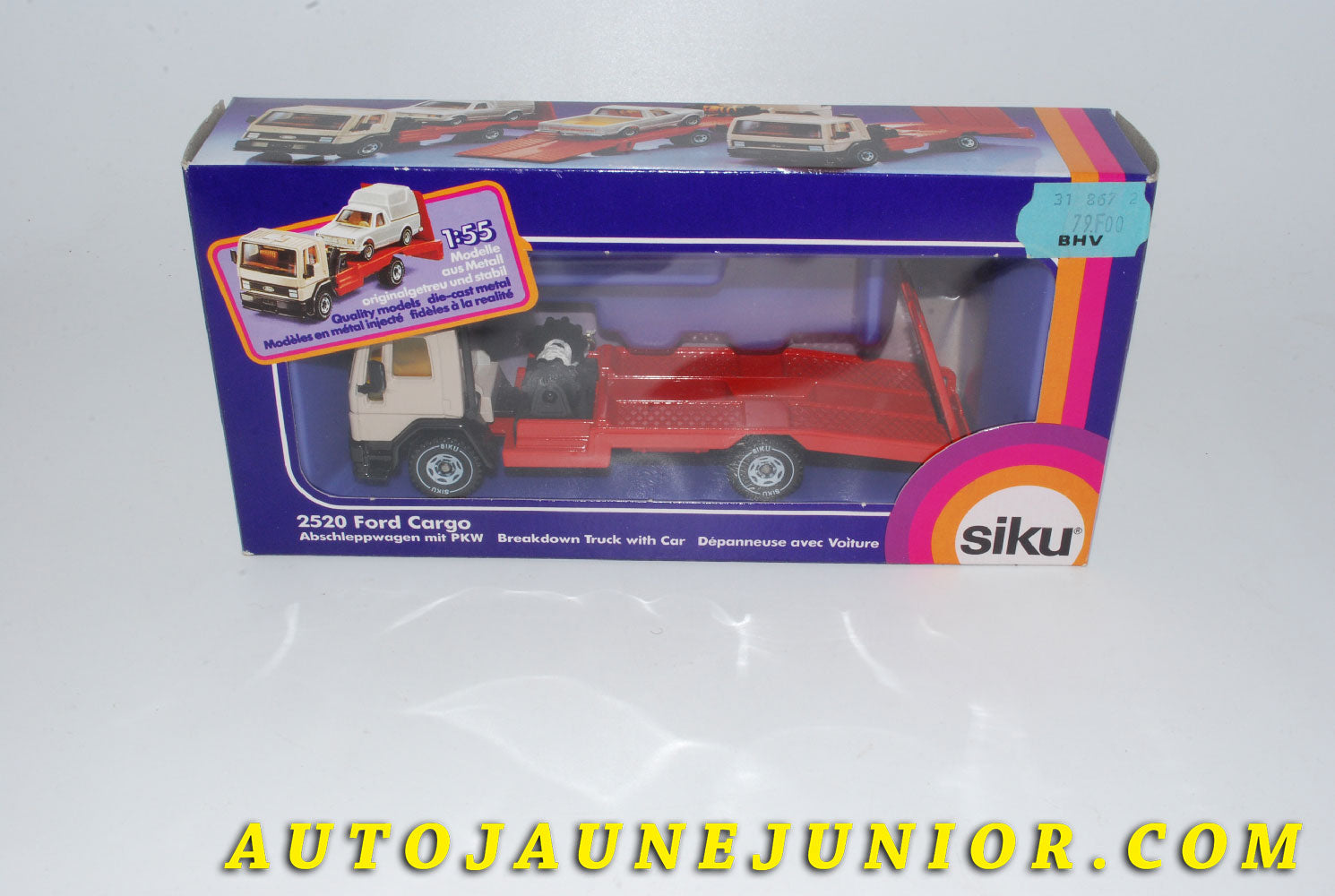 Le #4209 - Siku - Ford - Camion Cargo Plateau dépanneuse est en vente sur Auto Jaune Junior ! Tekno, Politoys, Mebetoys, Mercury, Joal, Diapet, Märklin, TootsieToys.Vous avez le même jouet ? Profitez de notre expertise pour vous accompagner dans la vente de vos modèles ou votre collection ! Nous achetons tous lots de miniatures ! Contactez nous ! contact@autojaunejunior.com. 