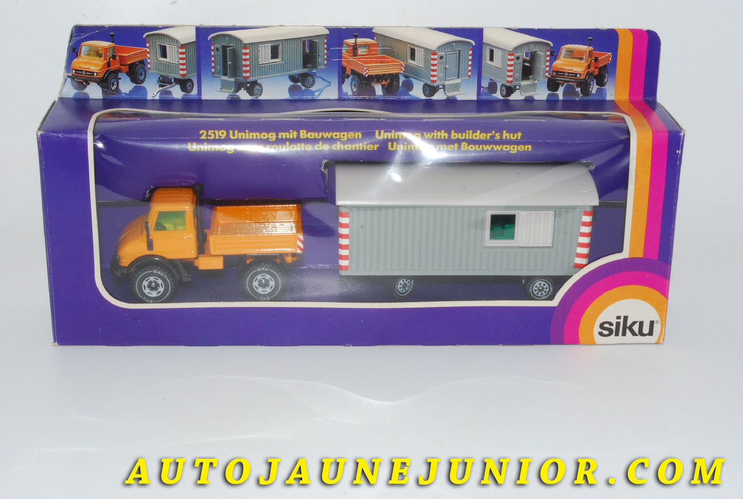 Le #4220 - Siku - Mercedes - Unimog U406 avec roulotte de chantier est en vente sur Auto Jaune Junior ! Tekno, Politoys, Mebetoys, Mercury, Joal, Diapet, Märklin, TootsieToys.Vous avez le même jouet ? Profitez de notre expertise pour vous accompagner dans la vente de vos modèles ou votre collection ! Nous achetons tous lots de miniatures ! Contactez nous ! contact@autojaunejunior.com. 