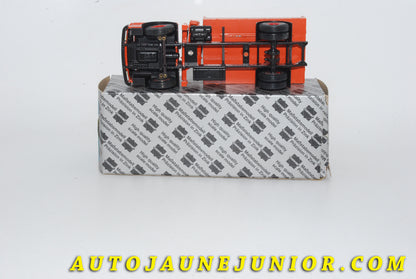 Le #4235 - Conrad - Mercedes - Camion NG Benne avec Grue de Chargement "Atlas"
AK5007  est en vente sur Auto Jaune Junior ! Tekno, Politoys, Mebetoys, Mercury, Joal, Diapet, Märklin, TootsieToys.Vous avez le même jouet ? Profitez de notre expertise pour vous accompagner dans la vente de vos modèles ou votre collection ! Nous achetons tous lots de miniatures ! Contactez nous ! contact@autojaunejunior.com. 