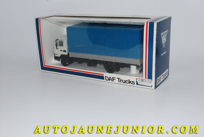 Le #4257 - HAC Models - Pilen - DAF - F1100 (Club des quatres !)Camion plateau Bâché  est en vente sur Auto Jaune Junior ! Tekno, Politoys, Mebetoys, Mercury, Joal, Diapet, Märklin, TootsieToys.Vous avez le même jouet ? Profitez de notre expertise pour vous accompagner dans la vente de vos modèles ou votre collection ! Nous achetons tous lots de miniatures ! Contactez nous ! contact@autojaunejunior.com. 