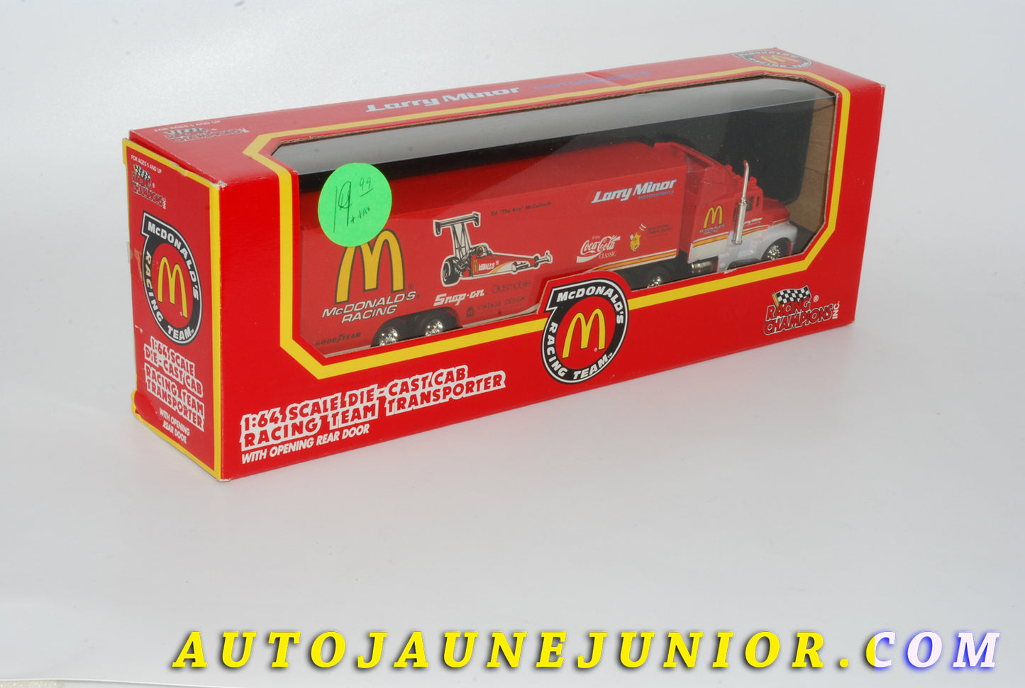Le #4271 - Racing Champion's - Mack - Camion Super Liner  - Semi -remorque fourgon  "McDonald Racing team"  NHRA est en vente sur Auto Jaune Junior ! Tekno, Politoys, Mebetoys, Mercury, Joal, Diapet, Märklin, TootsieToys.Vous avez le même jouet ? Profitez de notre expertise pour vous accompagner dans la vente de vos modèles ou votre collection ! Nous achetons tous lots de miniatures ! Contactez nous ! contact@autojaunejunior.com. 