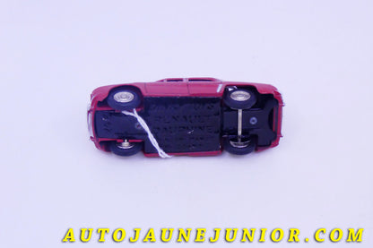 Le #4311 - Dinky Toys - Renault - Dauphne Concave abec vitrage est en vente sur Auto Jaune Junior ! Tekno, Politoys, Mebetoys, Mercury, Joal, Diapet, Märklin, TootsieToys.Vous avez le même jouet ? Profitez de notre expertise pour vous accompagner dans la vente de vos modèles ou votre collection ! Nous achetons tous lots de miniatures ! Contactez nous ! contact@autojaunejunior.com. 