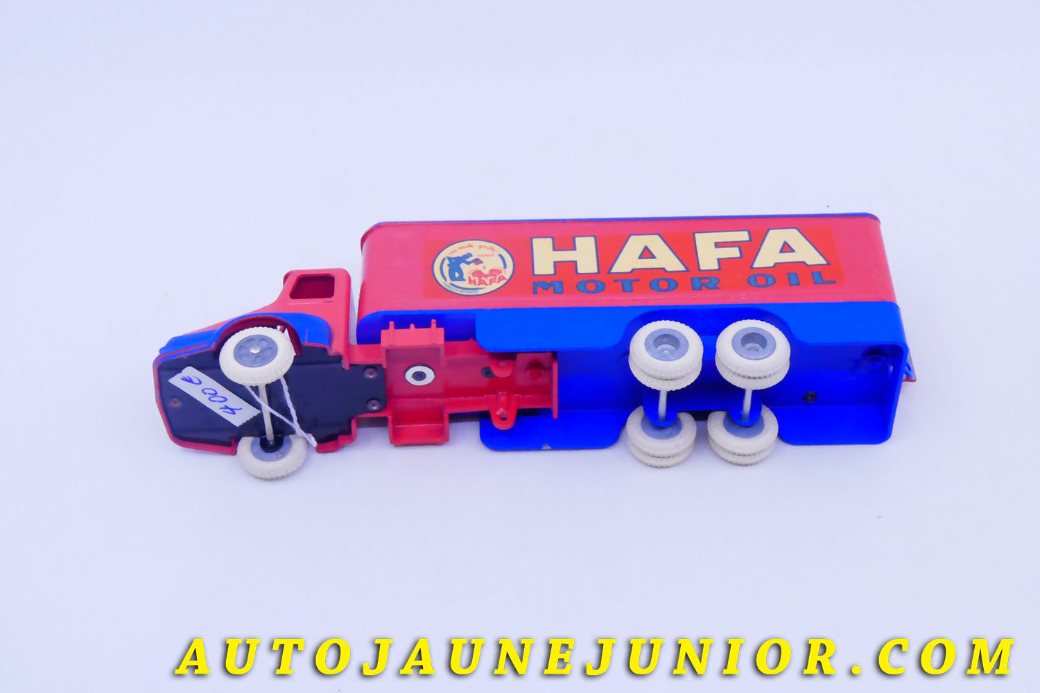 Le #4312 - JRD - Unic - Lautaret fourgon"Hafa" est en vente sur Auto Jaune Junior ! Tekno, Politoys, Mebetoys, Mercury, Joal, Diapet, Märklin, TootsieToys.Vous avez le même jouet ? Profitez de notre expertise pour vous accompagner dans la vente de vos modèles ou votre collection ! Nous achetons tous lots de miniatures ! Contactez nous ! contact@autojaunejunior.com. 