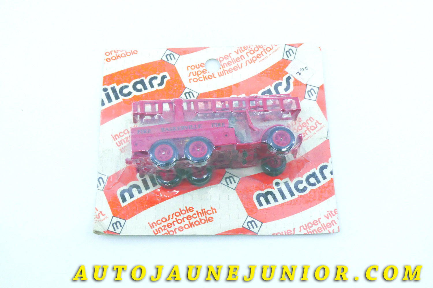 Le #4328 - Champion - Dodge - 6x6 Camion Premier secours "Fire Baskerville Fire" est en vente sur Auto Jaune Junior ! Tekno, Politoys, Mebetoys, Mercury, Joal, Diapet, Märklin, TootsieToys.Vous avez le même jouet ? Profitez de notre expertise pour vous accompagner dans la vente de vos modèles ou votre collection ! Nous achetons tous lots de miniatures ! Contactez nous ! contact@autojaunejunior.com. 