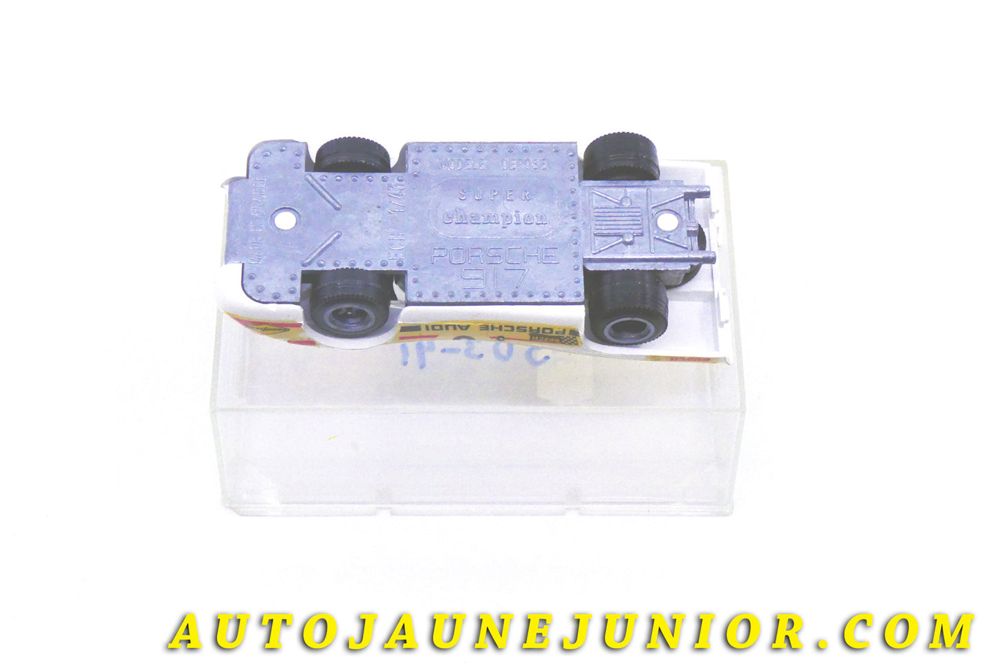 Le #4331 - Champion - Porsche - 917K Salzburg- #3   Daytona 1970 est en vente sur Auto Jaune Junior ! Tekno, Politoys, Mebetoys, Mercury, Joal, Diapet, Märklin, TootsieToys.Vous avez le même jouet ? Profitez de notre expertise pour vous accompagner dans la vente de vos modèles ou votre collection ! Nous achetons tous lots de miniatures ! Contactez nous ! contact@autojaunejunior.com. 