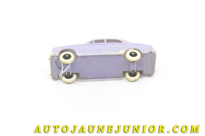 Le #4358 - Clé - Peugeot - 403 Berline "BONUS"  Version Luxe est en vente sur Auto Jaune Junior ! Tekno, Politoys, Mebetoys, Mercury, Joal, Diapet, Märklin, TootsieToys.Vous avez le même jouet ? Profitez de notre expertise pour vous accompagner dans la vente de vos modèles ou votre collection ! Nous achetons tous lots de miniatures ! Contactez nous ! contact@autojaunejunior.com. 