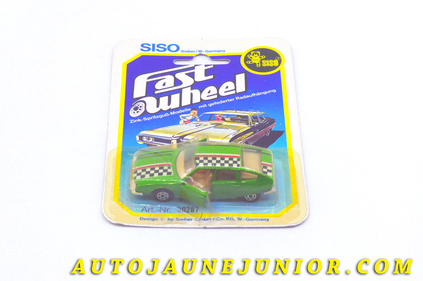 Le #4374 - Bauer - Color Mobil - Citroën - 2 Cv Berline est en vente sur Auto Jaune Junior ! Tekno, Politoys, Mebetoys, Mercury, Joal, Diapet, Märklin, TootsieToys.Vous avez le même jouet ? Profitez de notre expertise pour vous accompagner dans la vente de vos modèles ou votre collection ! Nous achetons tous lots de miniatures ! Contactez nous ! contact@autojaunejunior.com. 