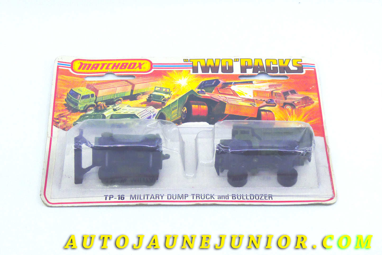 Le #4376 - Matchbox by Lesney - J. I. Case Company & Mack Trucks - Two-Pack TP-18 « Military Dump Truck & Bulldozer » est en vente sur Auto Jaune Junior ! Tekno, Politoys, Mebetoys, Mercury, Joal, Diapet, Märklin, TootsieToys.Vous avez le même jouet ? Profitez de notre expertise pour vous accompagner dans la vente de vos modèles ou votre collection ! Nous achetons tous lots de miniatures ! Contactez nous ! contact@autojaunejunior.com. 